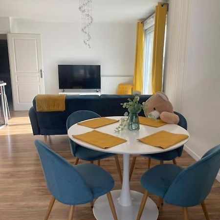 Appartement 3P Gare Terrasse Et Parking Prive 프랑콩빌 외부 사진