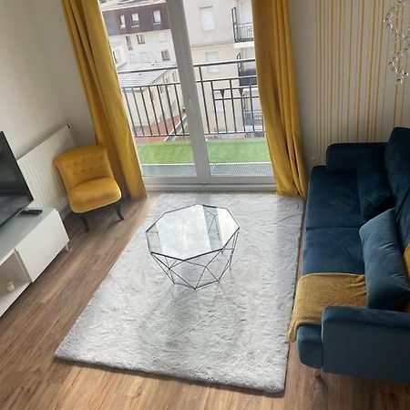 Appartement 3P Gare Terrasse Et Parking Prive 프랑콩빌 외부 사진